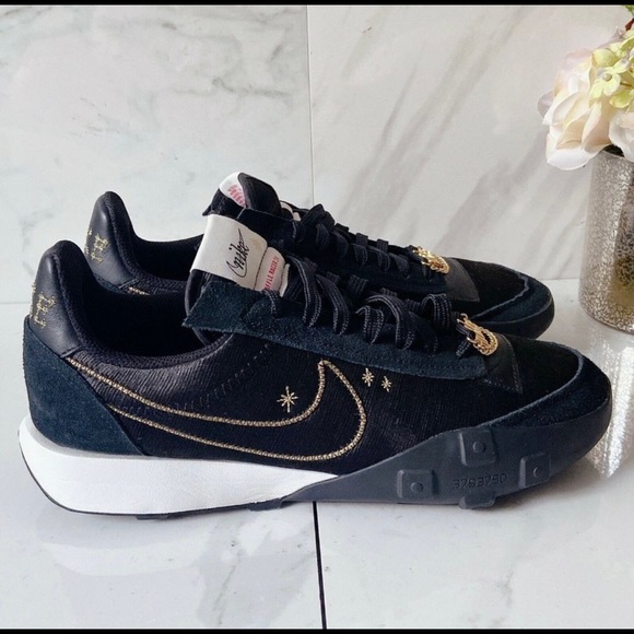 waffle racer 2x sneaker black and gold